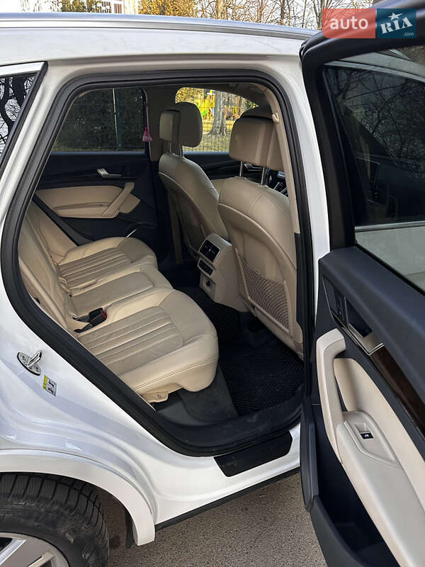 Внедорожник / Кроссовер Audi Q5 2018 в Львове
