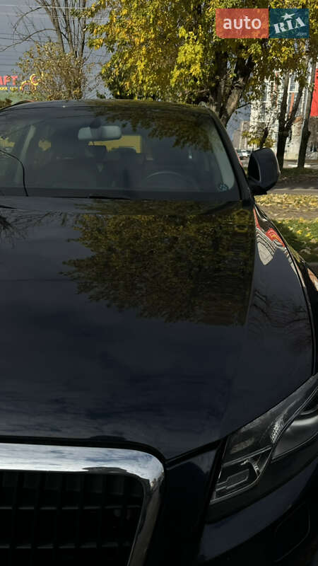 Позашляховик / Кросовер Audi Q5 2010 в Ужгороді