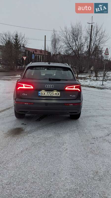 Внедорожник / Кроссовер Audi Q5 2019 в Хмельницком