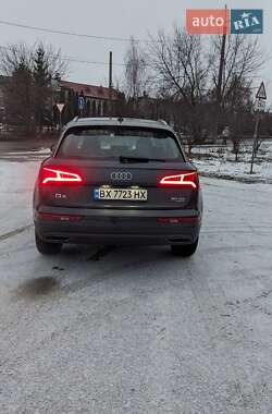 Внедорожник / Кроссовер Audi Q5 2019 в 