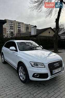 Позашляховик / Кросовер Audi Q5 2016 в 