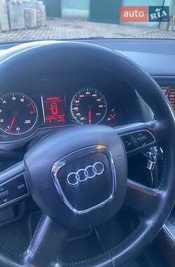 Внедорожник / Кроссовер Audi Q5 2010 в Рахове