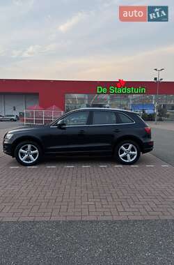Внедорожник / Кроссовер Audi Q5 2012 в 