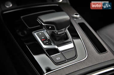 Позашляховик / Кросовер Audi Q5 2021 в 