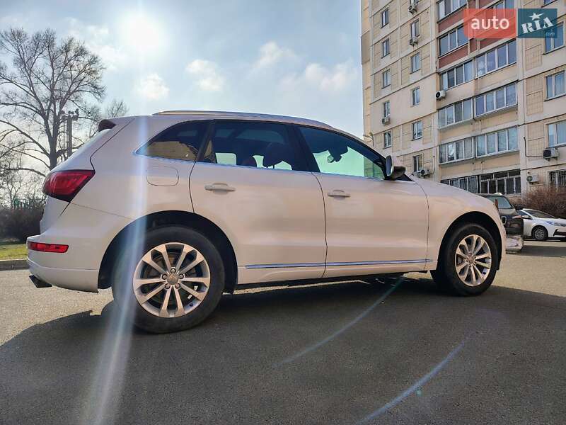 Внедорожник / Кроссовер Audi Q5 2013 в Днепре