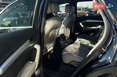 Внедорожник / Кроссовер Audi Q5 2019 в 