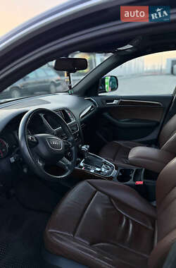 Внедорожник / Кроссовер Audi Q5 2015 в 