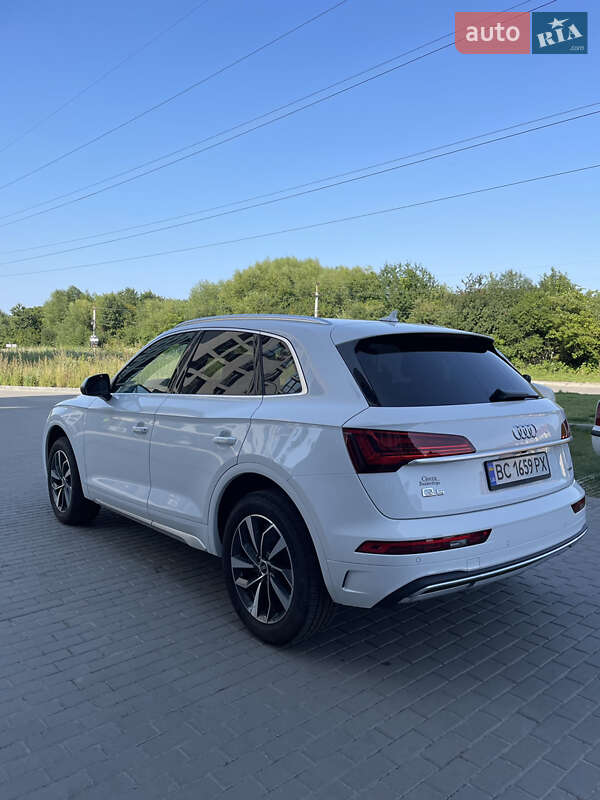 Внедорожник / Кроссовер Audi Q5 2021 в Львове