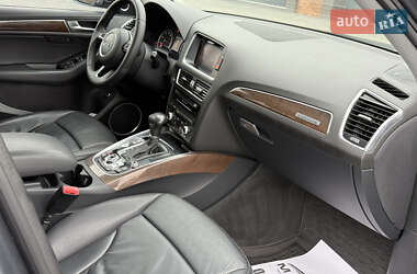 Внедорожник / Кроссовер Audi Q5 2015 в 
