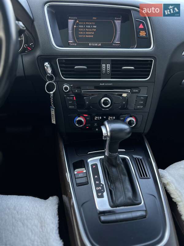 Внедорожник / Кроссовер Audi Q5 2016 в Киеве