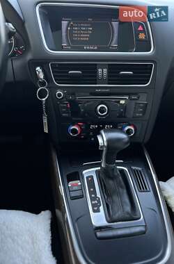 Внедорожник / Кроссовер Audi Q5 2016 в 