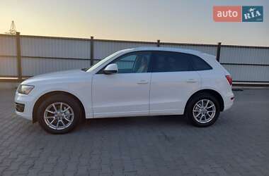 Позашляховик / Кросовер Audi Q5 2011 в Луцьку