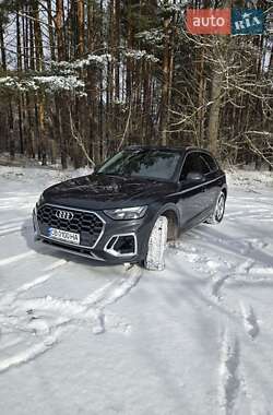 Внедорожник / Кроссовер Audi Q5 2021 в Прилуках