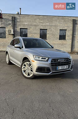 Внедорожник / Кроссовер Audi Q5 2017 в 