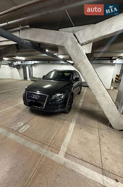 Внедорожник / Кроссовер Audi Q5 2011 в 