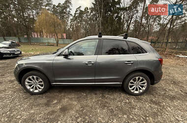 Внедорожник / Кроссовер Audi Q5 2015 в 