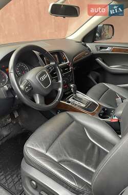 Внедорожник / Кроссовер Audi Q5 2012 в 