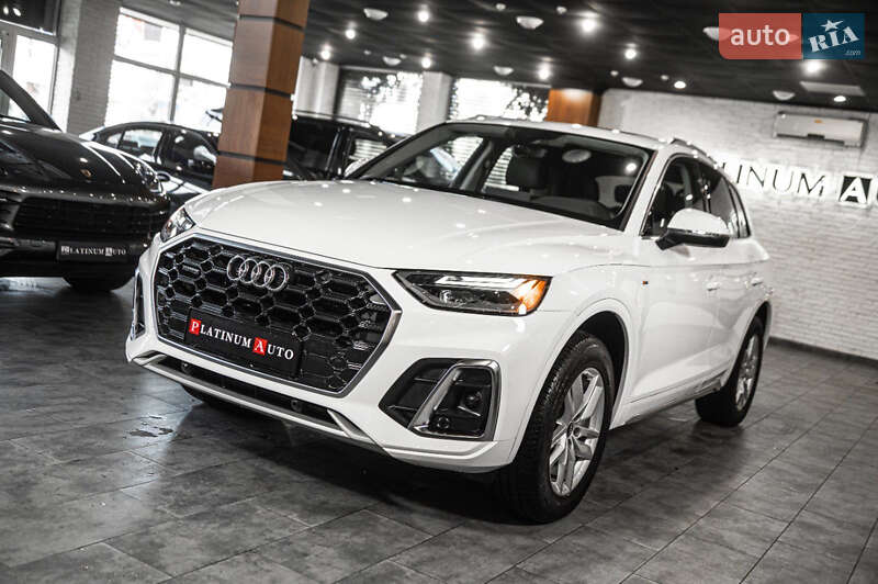 Внедорожник / Кроссовер Audi Q5 2021 в Одессе