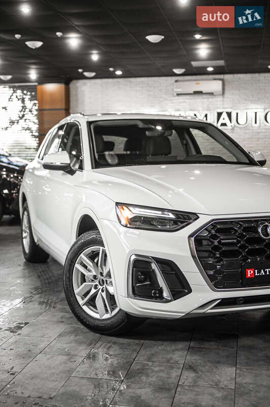 Внедорожник / Кроссовер Audi Q5 2021 в Одессе
