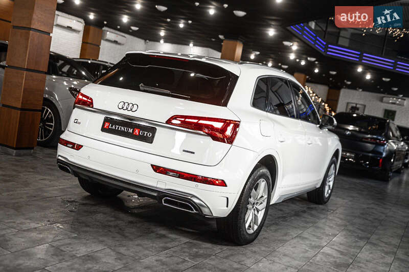Внедорожник / Кроссовер Audi Q5 2021 в Одессе