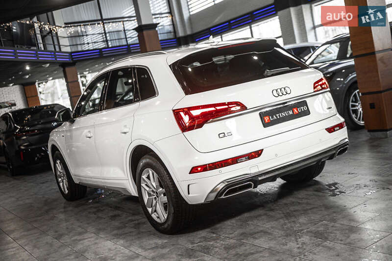 Внедорожник / Кроссовер Audi Q5 2021 в Одессе