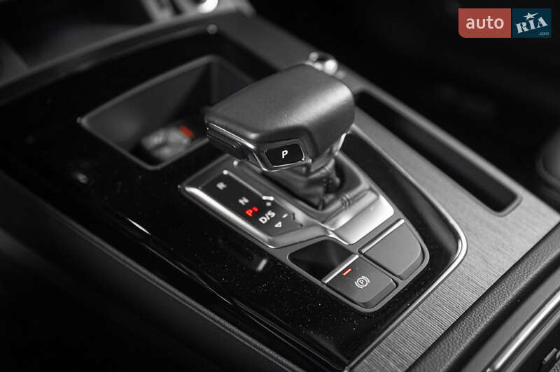 Внедорожник / Кроссовер Audi Q5 2021 в Одессе