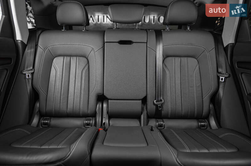 Внедорожник / Кроссовер Audi Q5 2021 в Одессе