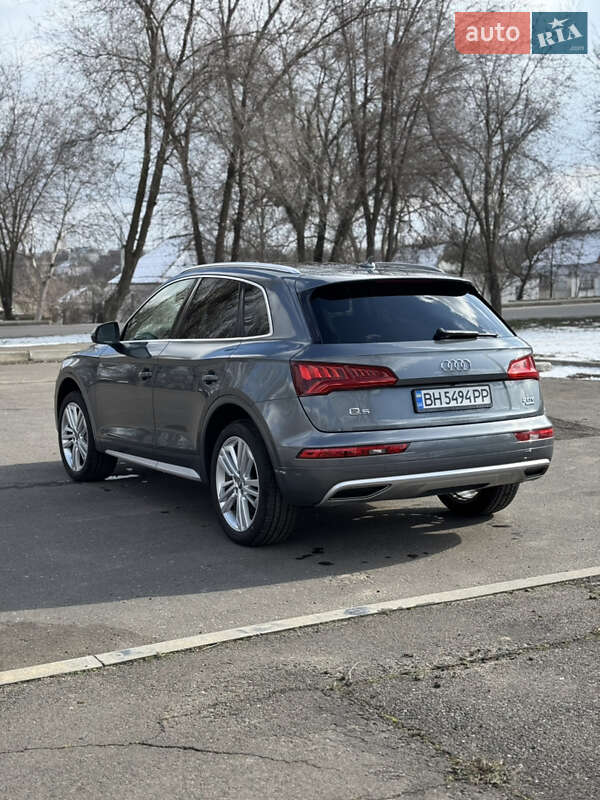 Внедорожник / Кроссовер Audi Q5 2018 в Измаиле