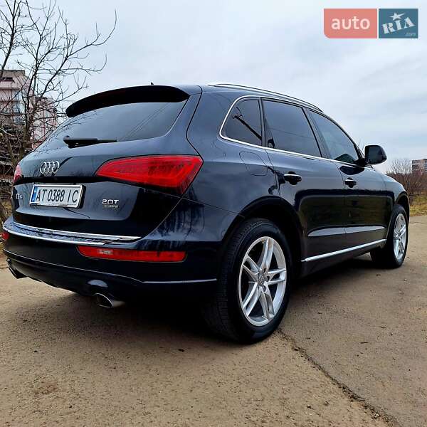 Позашляховик / Кросовер Audi Q5 2015 в Івано-Франківську