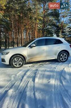 Внедорожник / Кроссовер Audi Q5 2017 в Полтаве