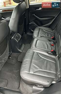 Внедорожник / Кроссовер Audi Q5 2012 в 