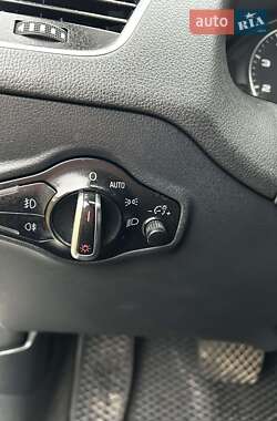 Внедорожник / Кроссовер Audi Q5 2012 в 