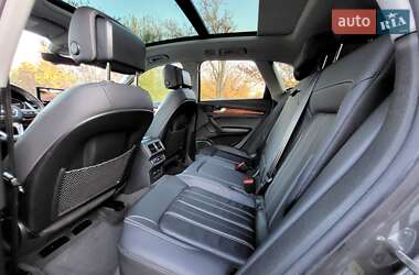 Внедорожник / Кроссовер Audi Q5 2021 в 