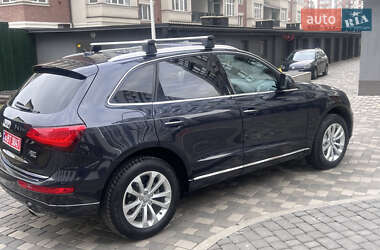 Позашляховик / Кросовер Audi Q5 2015 в 