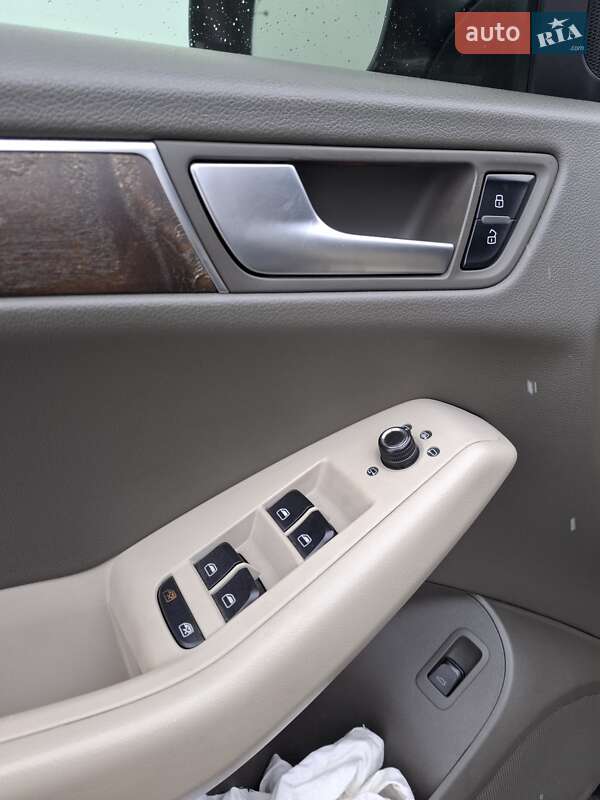 Внедорожник / Кроссовер Audi Q5 2011 в Днепре