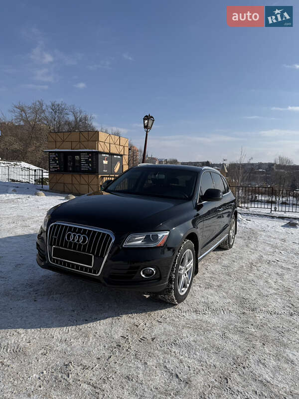 Внедорожник / Кроссовер Audi Q5 2016 в 