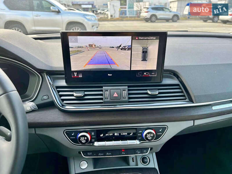 Внедорожник / Кроссовер Audi Q5 2022 в Киеве