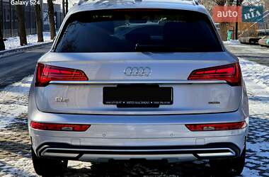 Внедорожник / Кроссовер Audi Q5 2022 в 