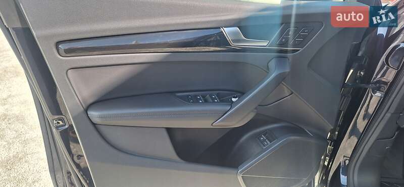 Внедорожник / Кроссовер Audi Q5 2020 в Харькове