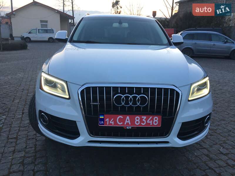 Внедорожник / Кроссовер Audi Q5 2016 в 