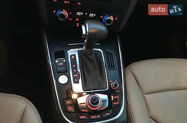 Внедорожник / Кроссовер Audi Q5 2016 в 