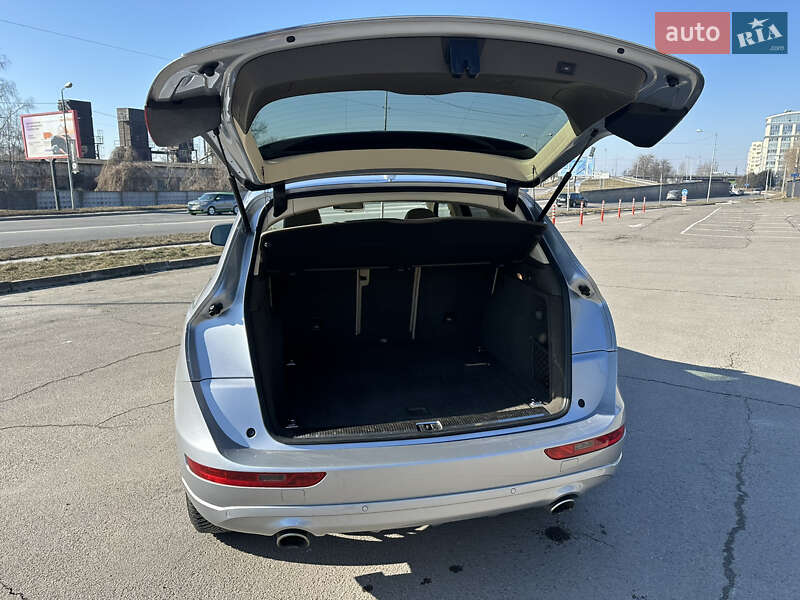 Позашляховик / Кросовер Audi Q5 2015 в Львові