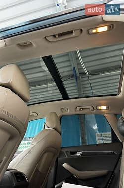 Внедорожник / Кроссовер Audi Q5 2011 в 