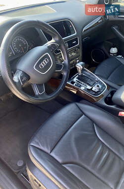 Внедорожник / Кроссовер Audi Q5 2015 в 