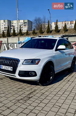 Внедорожник / Кроссовер Audi Q5 2015 в 