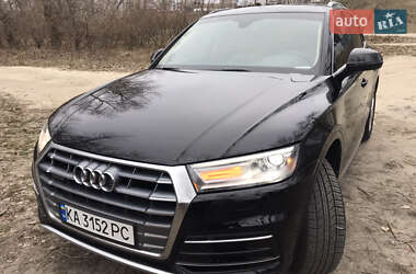 Внедорожник / Кроссовер Audi Q5 2019 в 