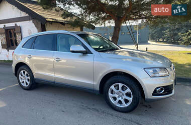 Внедорожник / Кроссовер Audi Q5 2012 в 