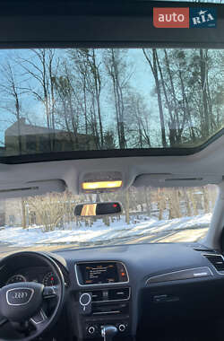 Внедорожник / Кроссовер Audi Q5 2016 в 