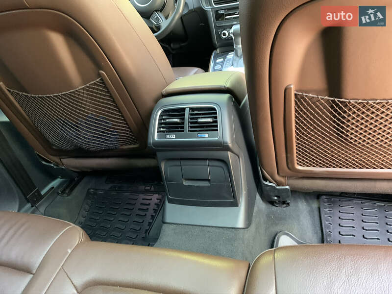 Внедорожник / Кроссовер Audi Q5 2016 в Киеве
