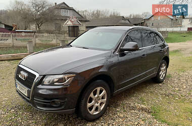 Внедорожник / Кроссовер Audi Q5 2010 в 